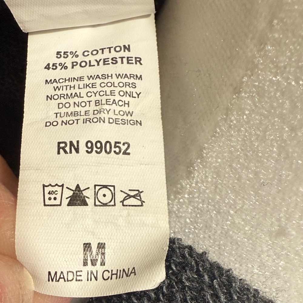 Foo Fighters grey Zip-Up Hoodie with Foo Fighters design on the back. - Picture 8 of 8